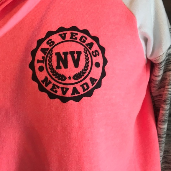 Vegas sweater - Picture 2 of 4